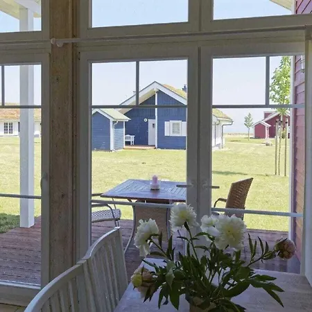 With 1 Bedroom Semesterbostad